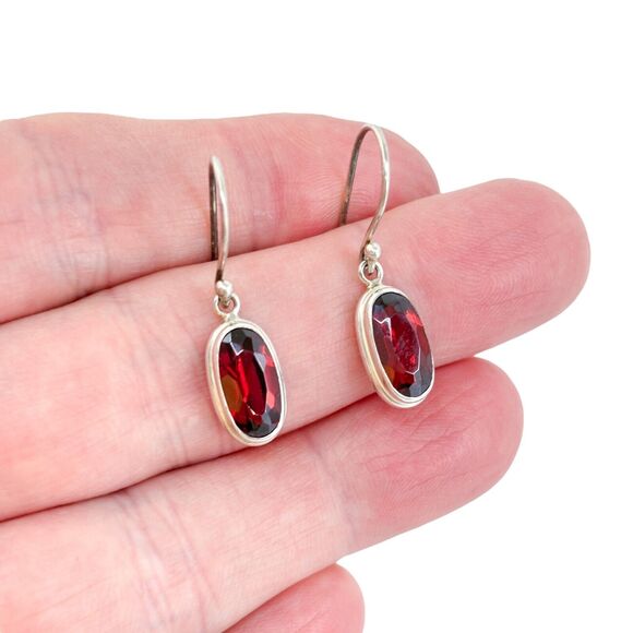 Vintage Sterling Silver 925 Red Faceted Glass Dangle Earrings - Picture 1 of 6